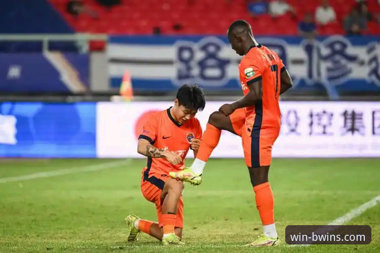青岛海牛3-1爆冷海港：BWIN必赢官网深度评测这场13年等待的逆袭之战